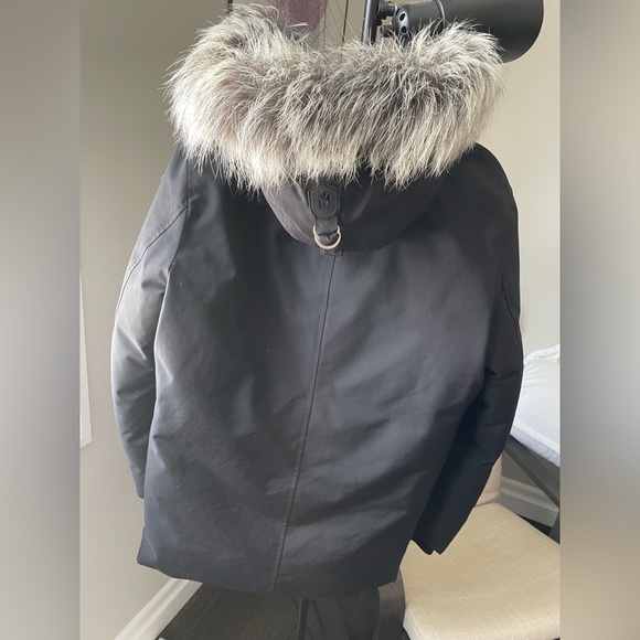 Barely used Mackage men parka. Model Edward size 38 - Picture 5 of 10
